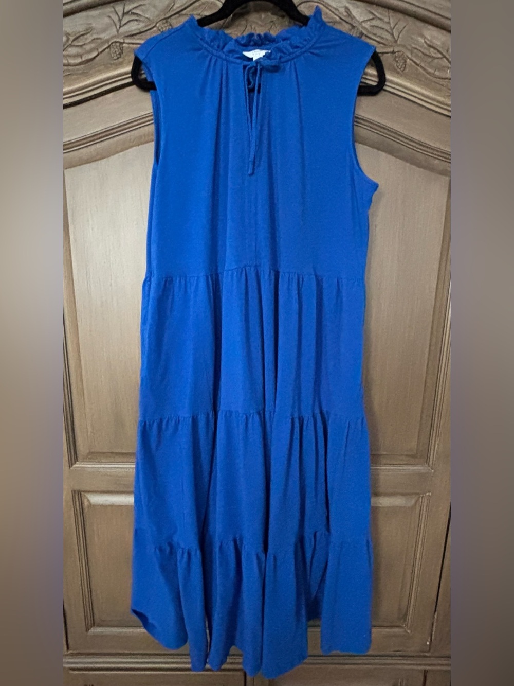 Crown & Ivy Royal Blue Sleeveless Tiered Midi Dress 1X